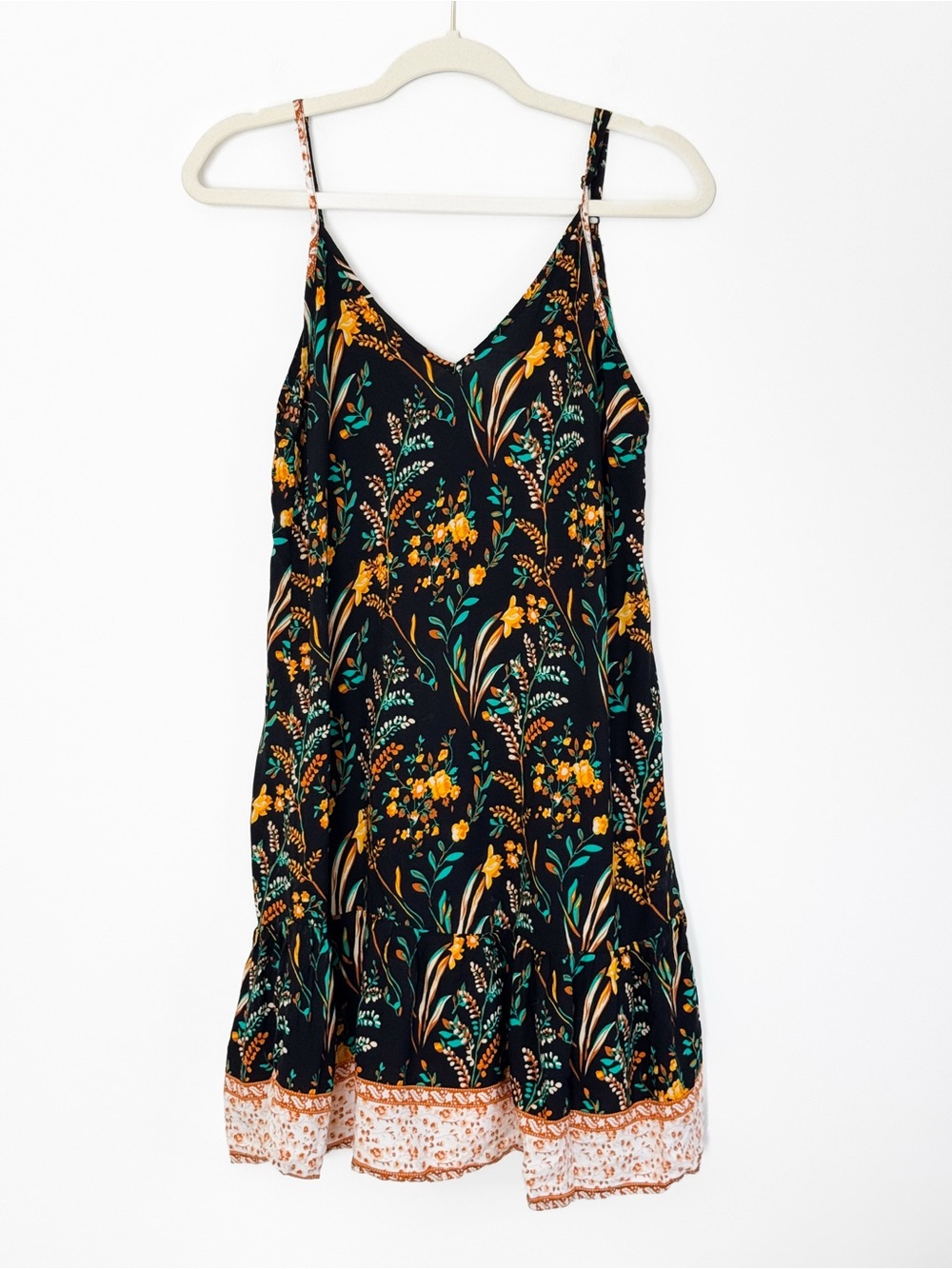 Floral Spaghetti Strap Cami Sundress Black Boho Ruffle Hem – Size Large